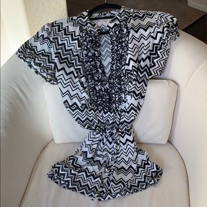 Halo Black and white patterned blouse